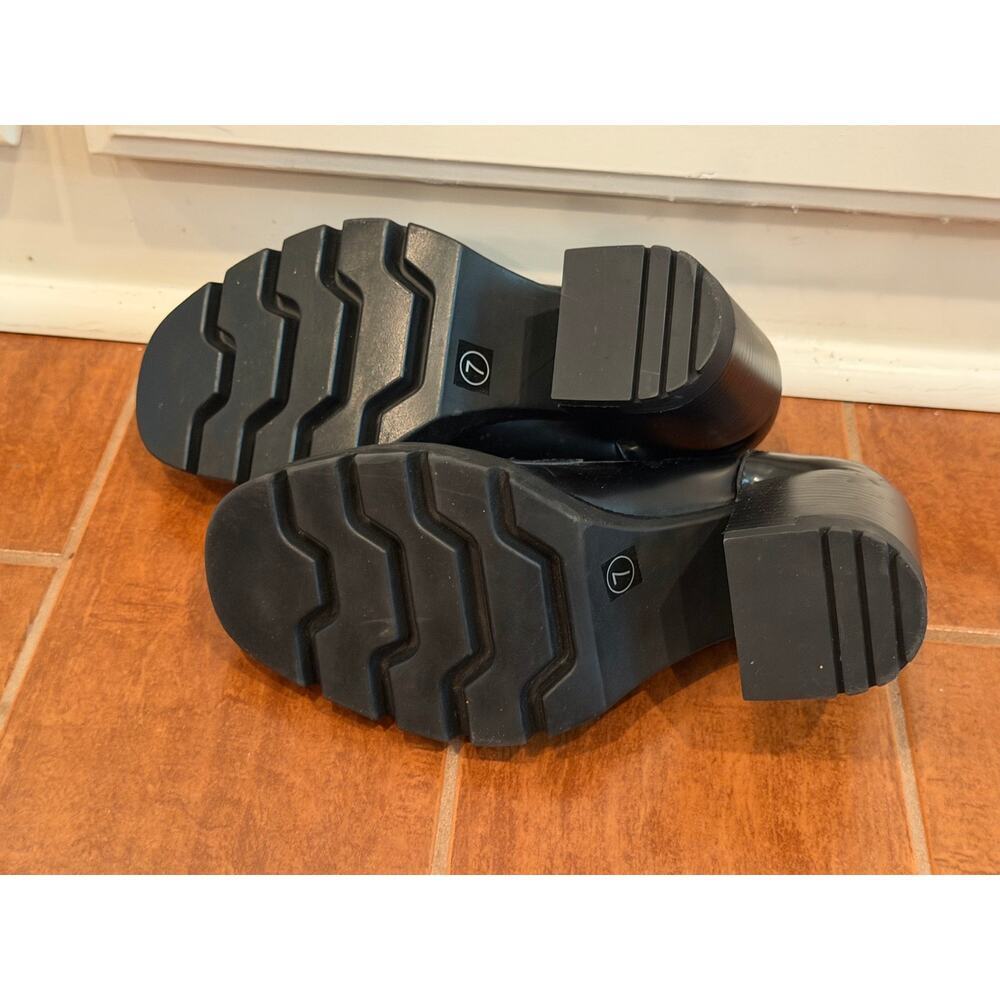 Madden Girl Women's Black Platform Loafer Heels Round Toe Size 7 - Picture 6 of 7